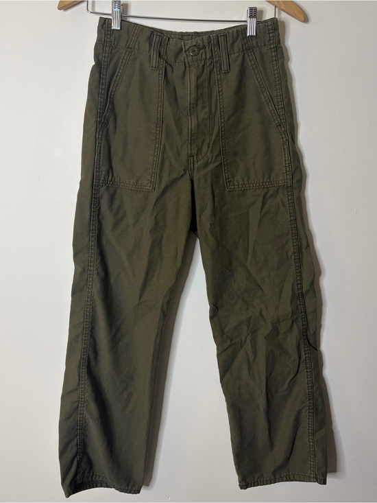 Levi's Pants - Levi’s Ribcage Straight Green Pants size 26